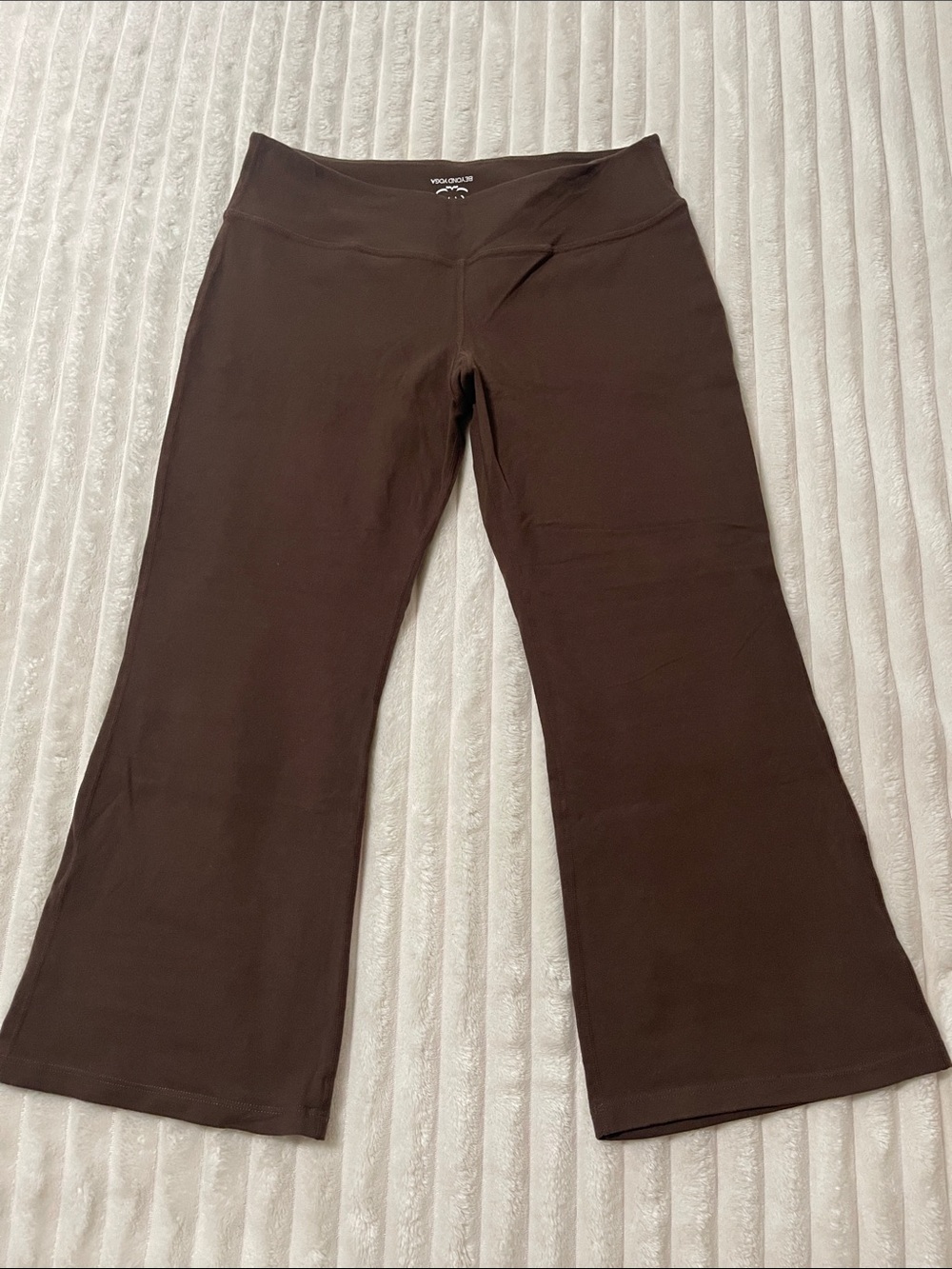 Beyond Yoga Brown Capri Pant | Size Large